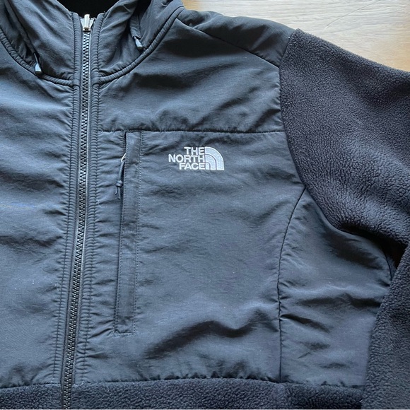 North Face Denali Jacket - Picture 2 of 12